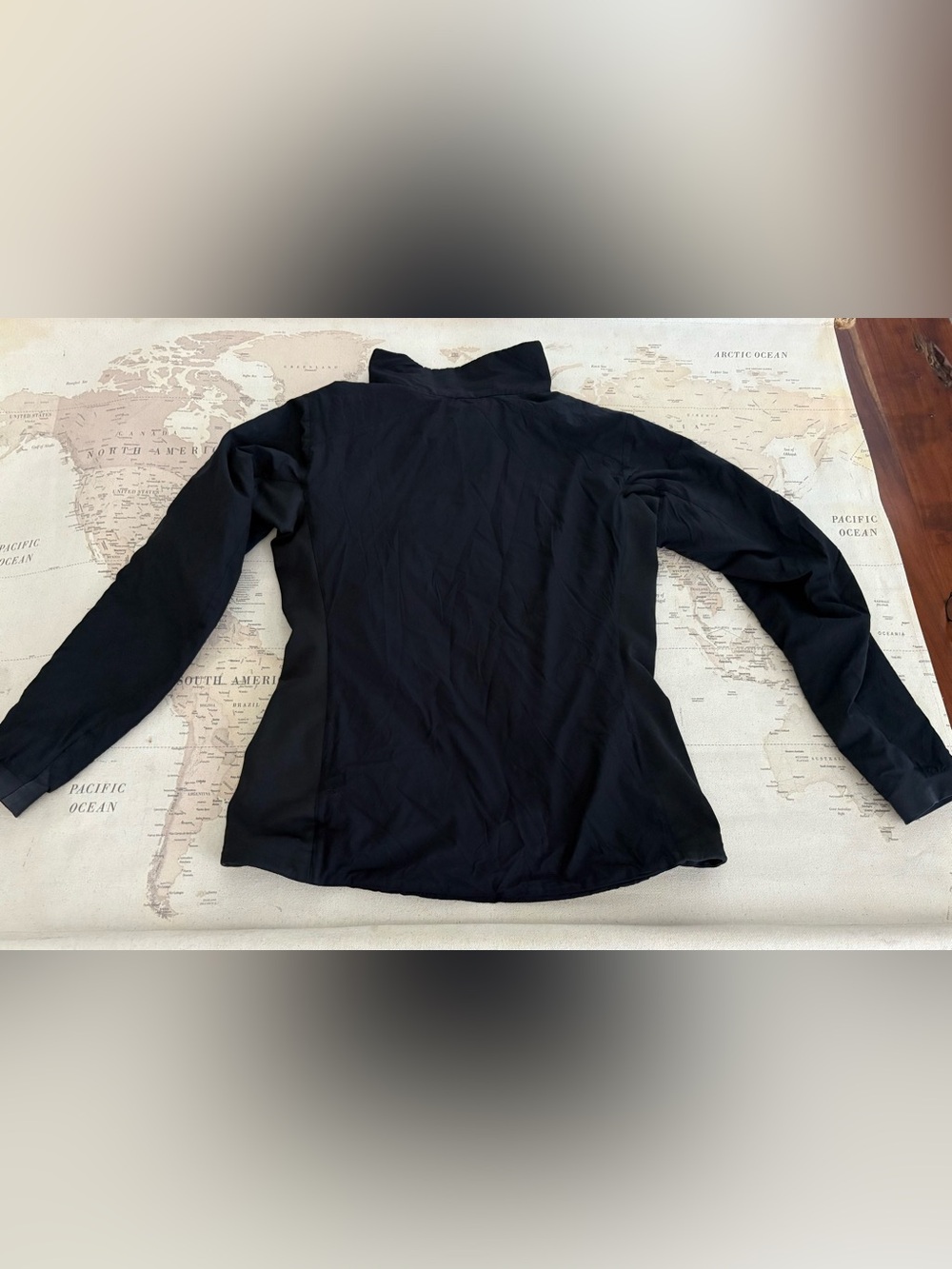 Arc'teryx Atom SL Insulated Jacket Size Medium Black - Picture 10 of 16